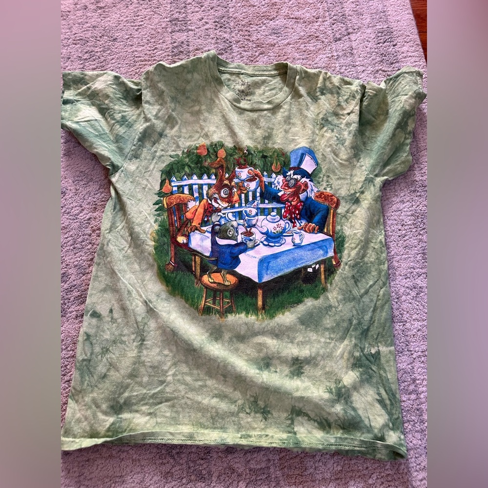 Sundog Alice in Wonderland Graphic T-Shirt